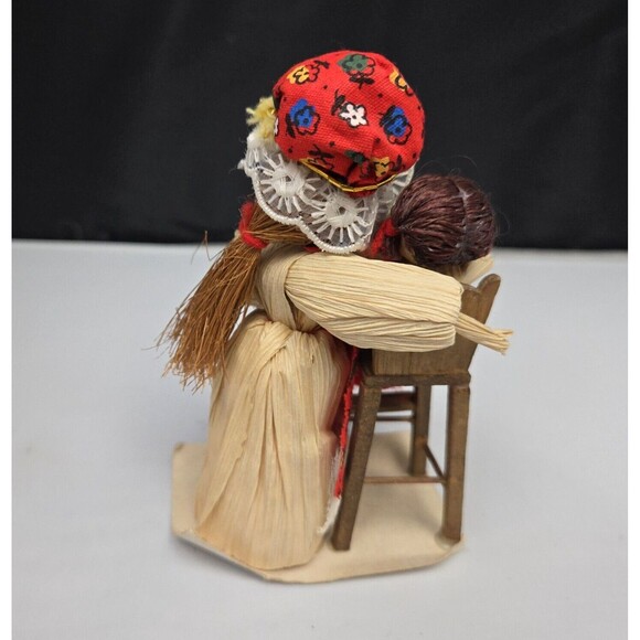 Vintage Handmade Corn Husk Doll Mother & Child in Wood High Chair Clothes 4.5" - Picture 8 of 12
